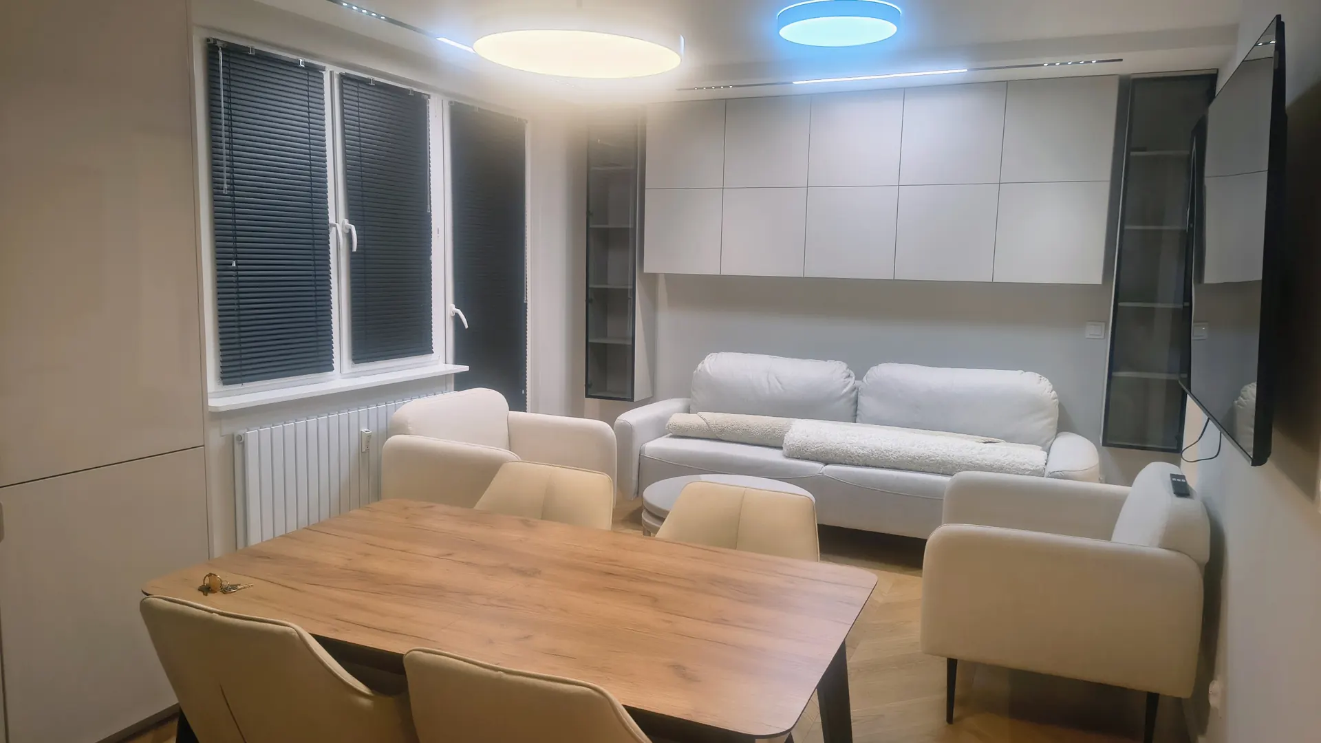 Salon z jadalnią po remoncie mieszkania